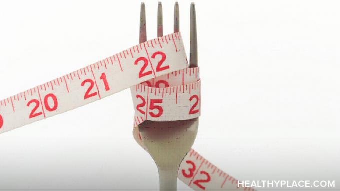 Objavte mnoho príčin porúch príjmu potravy a prečo sa u ľudí vyvinú poruchy príjmu potravy, ako je anorexia a bulímia.