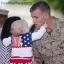 Ako pomôcť deťom veteránov s bojom proti PTSD