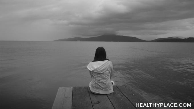 Aj keď sa cítite príliš depresívne na to, aby ste si pomohli sami, stále existujú veci, ktoré môžete urobiť, aby ste liečili svoju depresiu. Zistite viac na HealthyPlace.com