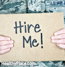 Nová štúdia uvádza, že nezamestnanosť veteránov predpovedá závažnosť príznakov PTSD. Ako to môžeme využiť na pomoc nezamestnaným veteránom, ktorí trpia bojom proti PTSD?