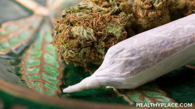 Čo je marihuana? Marihuana je psychoaktívny liek z rastliny konope. Získajte podrobné informácie o marihuane, najpoužívanejšej nelegálnej droge na svete.